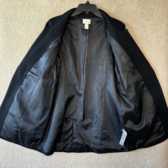 Chico's Black Blazer Jacket Size 8 Medium Gold Button Embroidered‎ Long - Picture 5 of 13